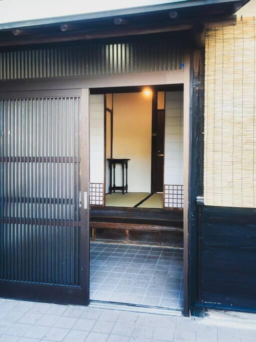 ひねもす101:宇野駅から車で5分 直島へ 最大8名様 古民家 Lägenhet Tamana Exteriör bild